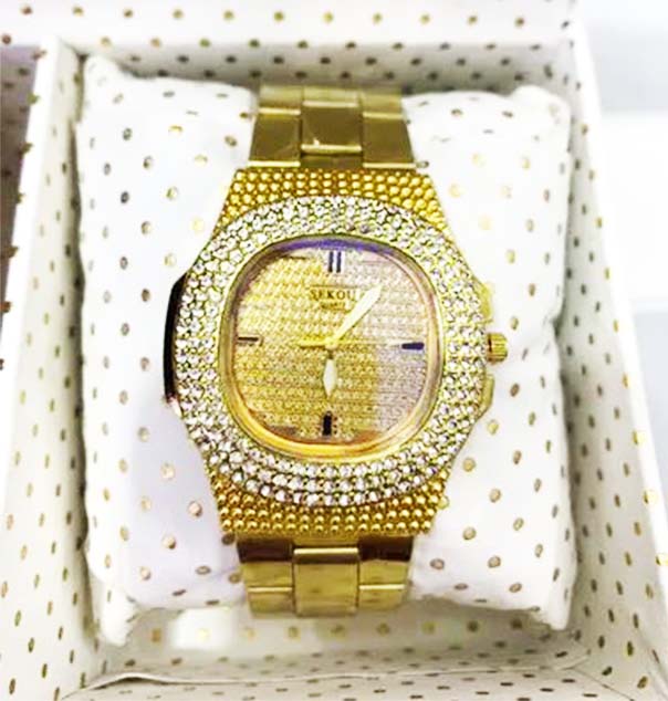 Golden Classic Luxury Watch